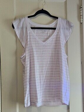 Time and Tru White V-Neck Striped Cap-Sleeve Top